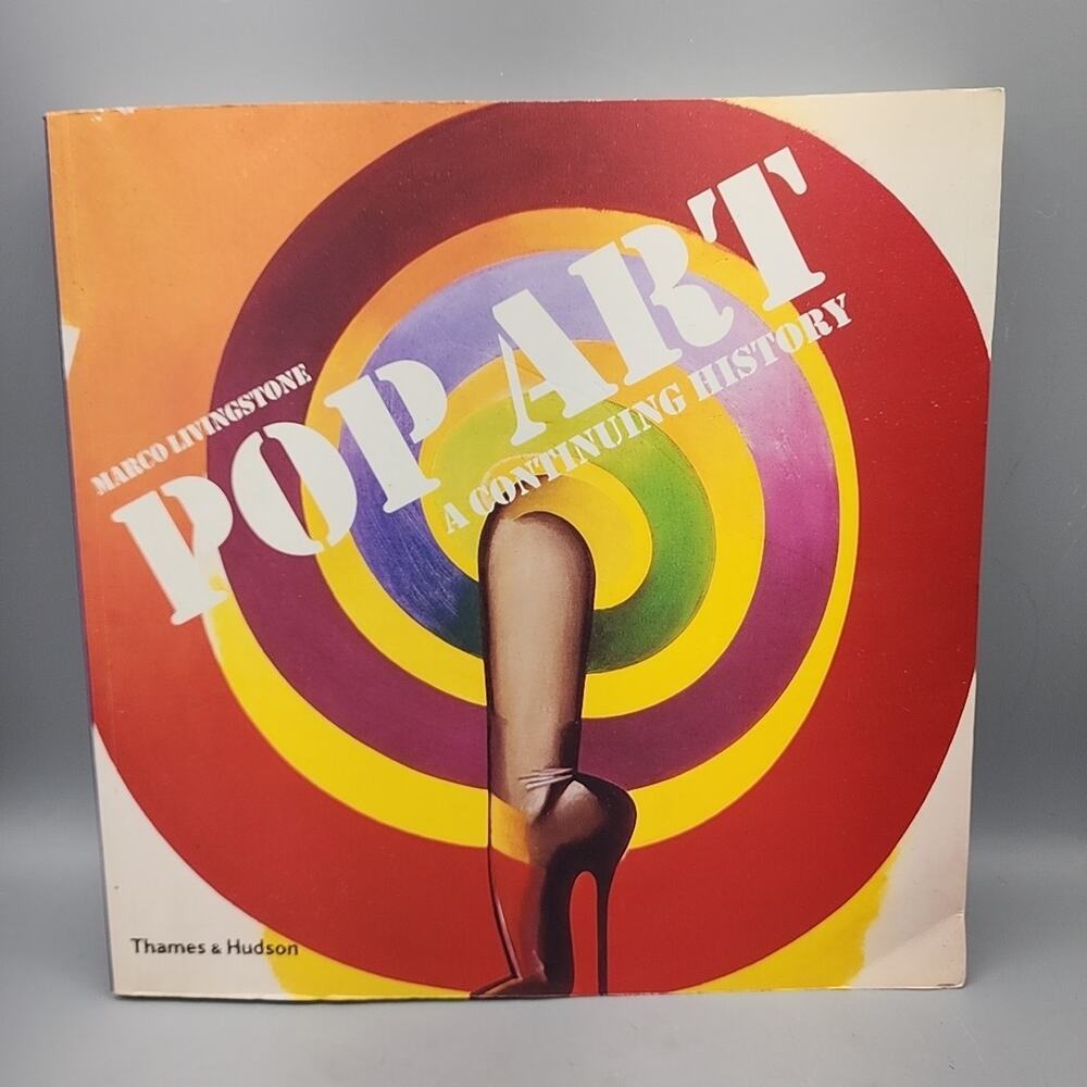 Pop Art: A Continuing History by Marco Livingstone Paperback Used